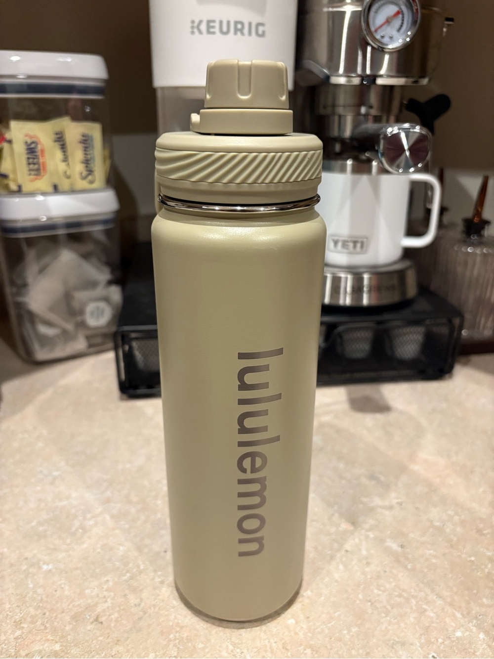Lululemon water bottle